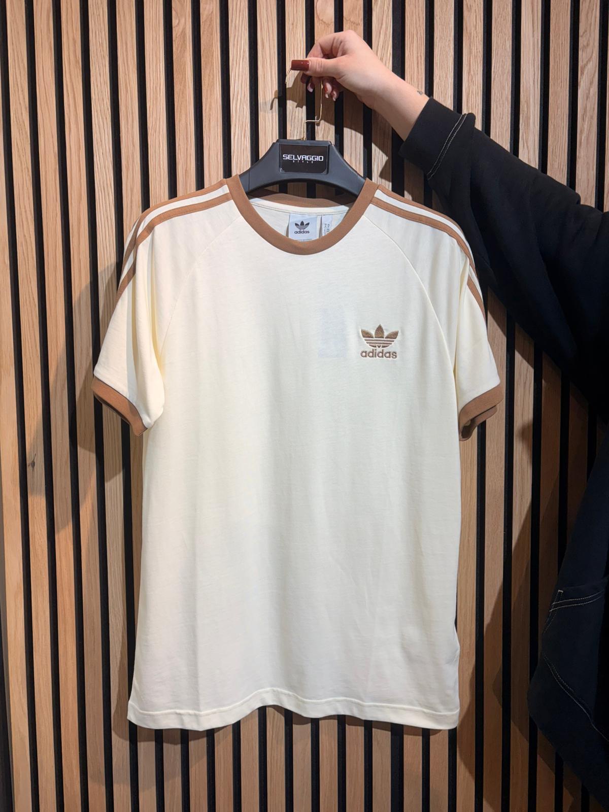 T-Shirt Adidas