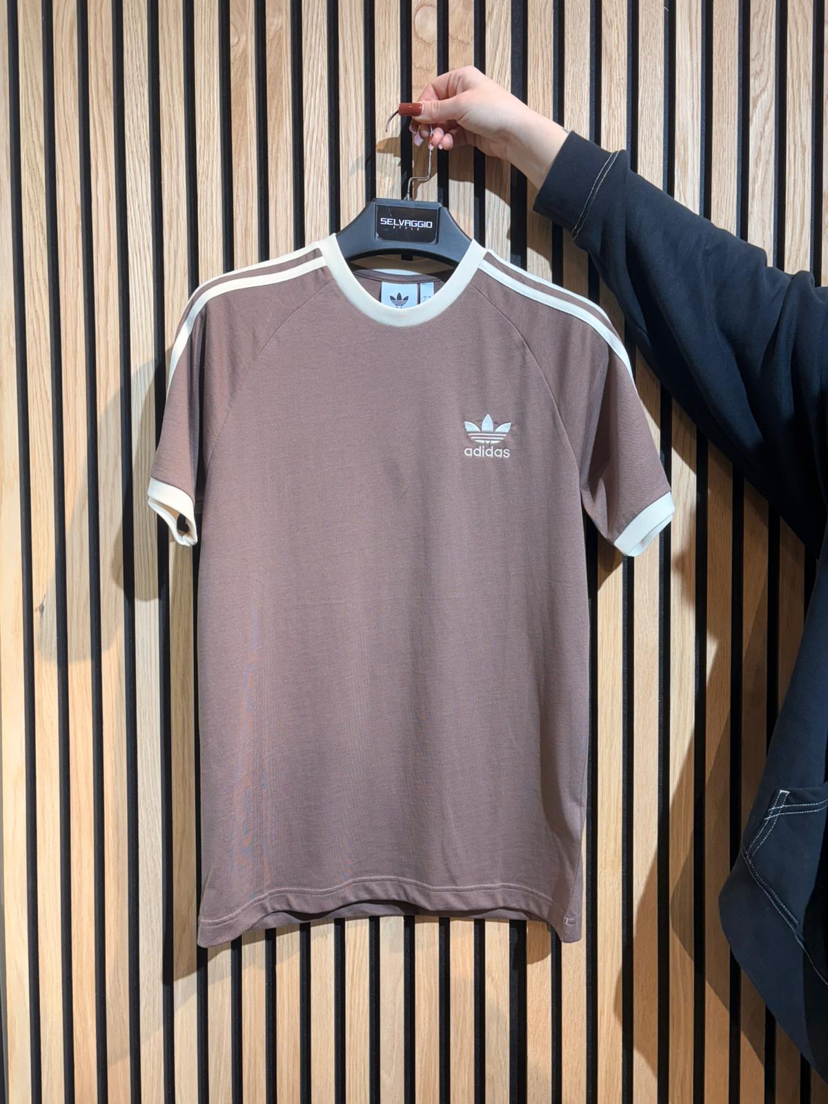 T-Shirt Adidas
