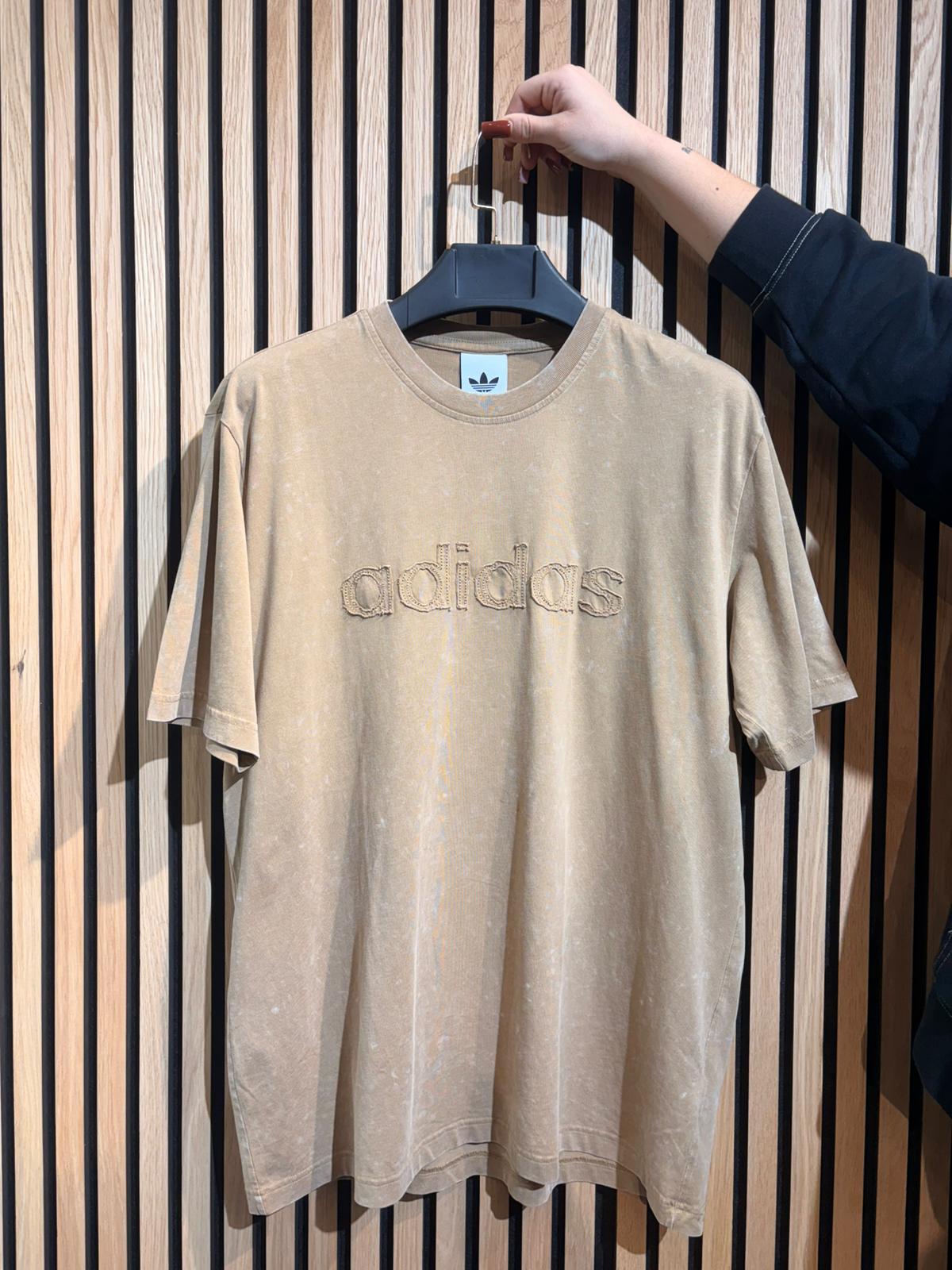 T-Shirt Adidas