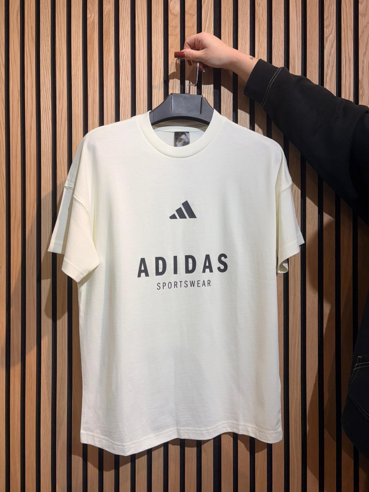 T-Shirt Adidas
