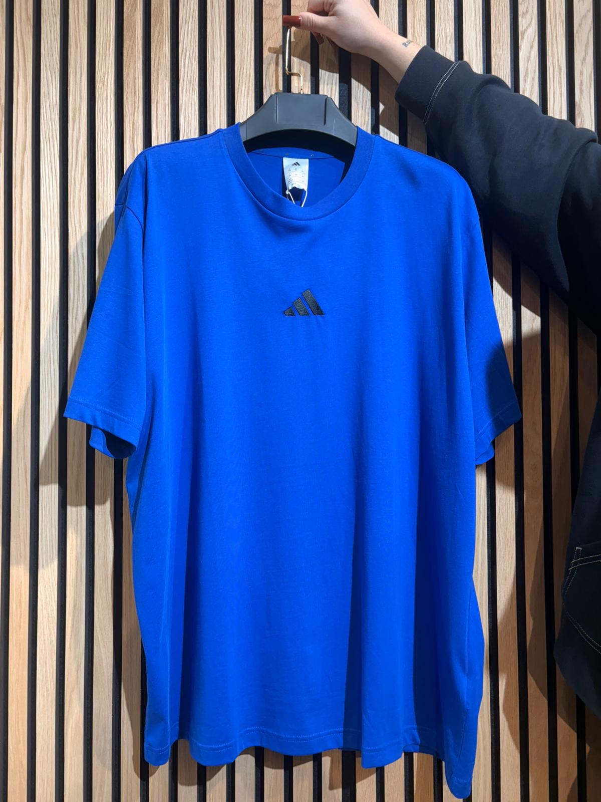 T-Shirt Adidas